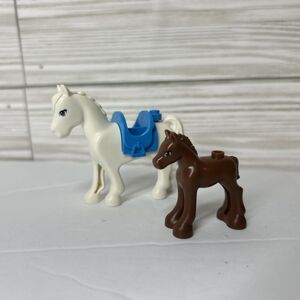 LEGO Animal White Horse W Blue Saddle & Brown Foal Friends Farm Baby